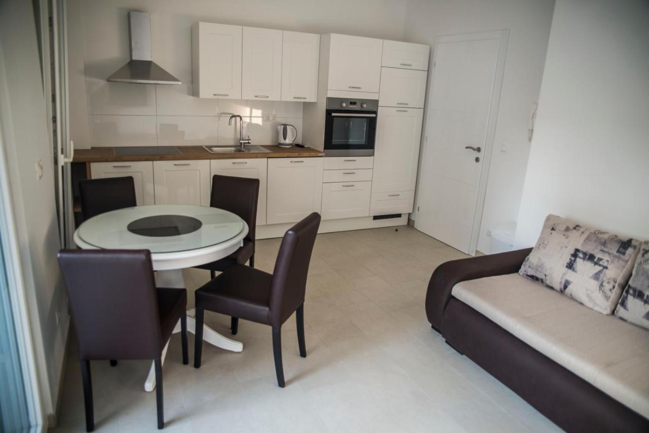 Diamant Apartments Baška Voda Екстериор снимка