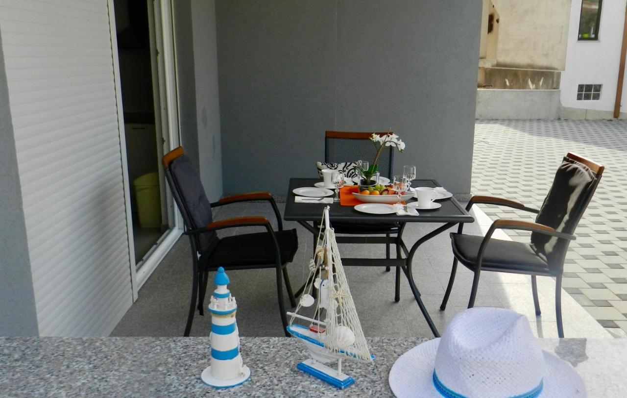 Diamant Apartments Baška Voda Екстериор снимка