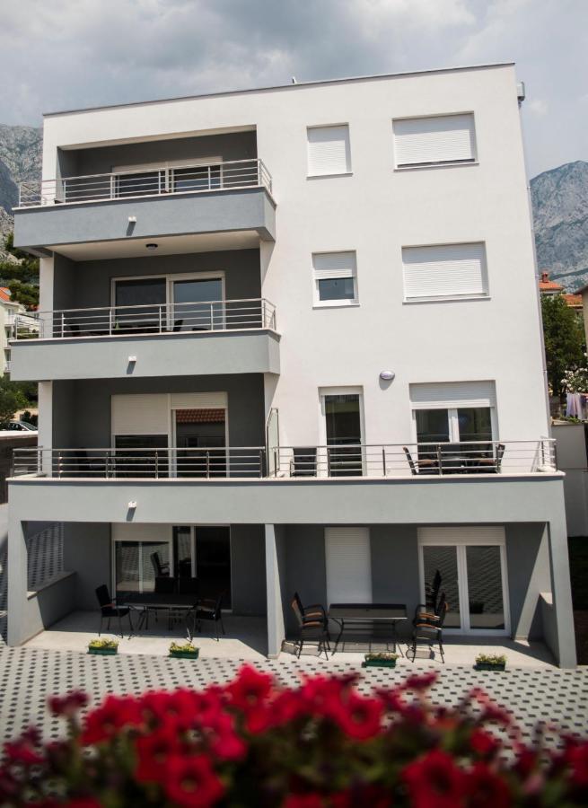 Diamant Apartments Baška Voda Екстериор снимка