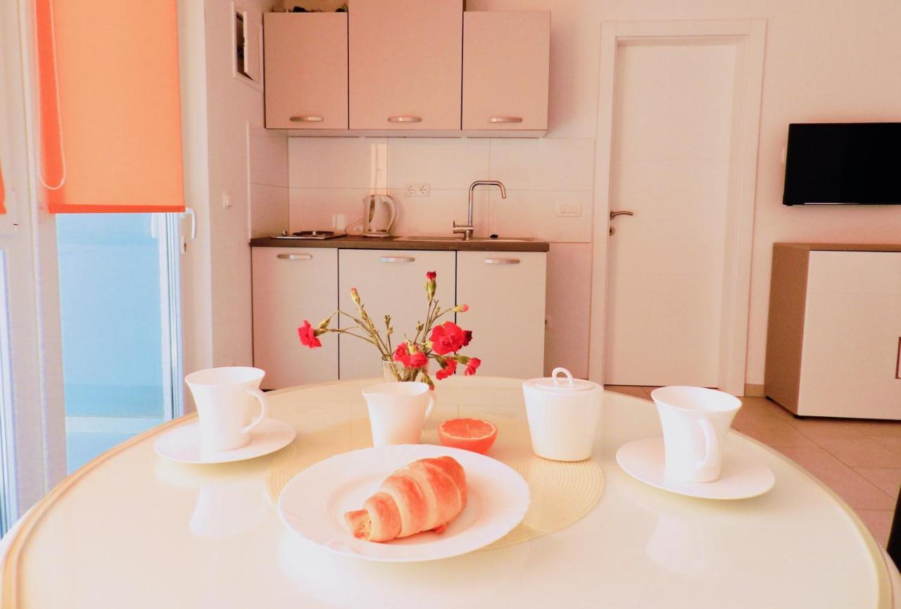 Diamant Apartments Baška Voda Екстериор снимка
