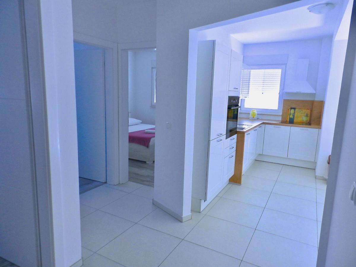 Diamant Apartments Baška Voda Екстериор снимка