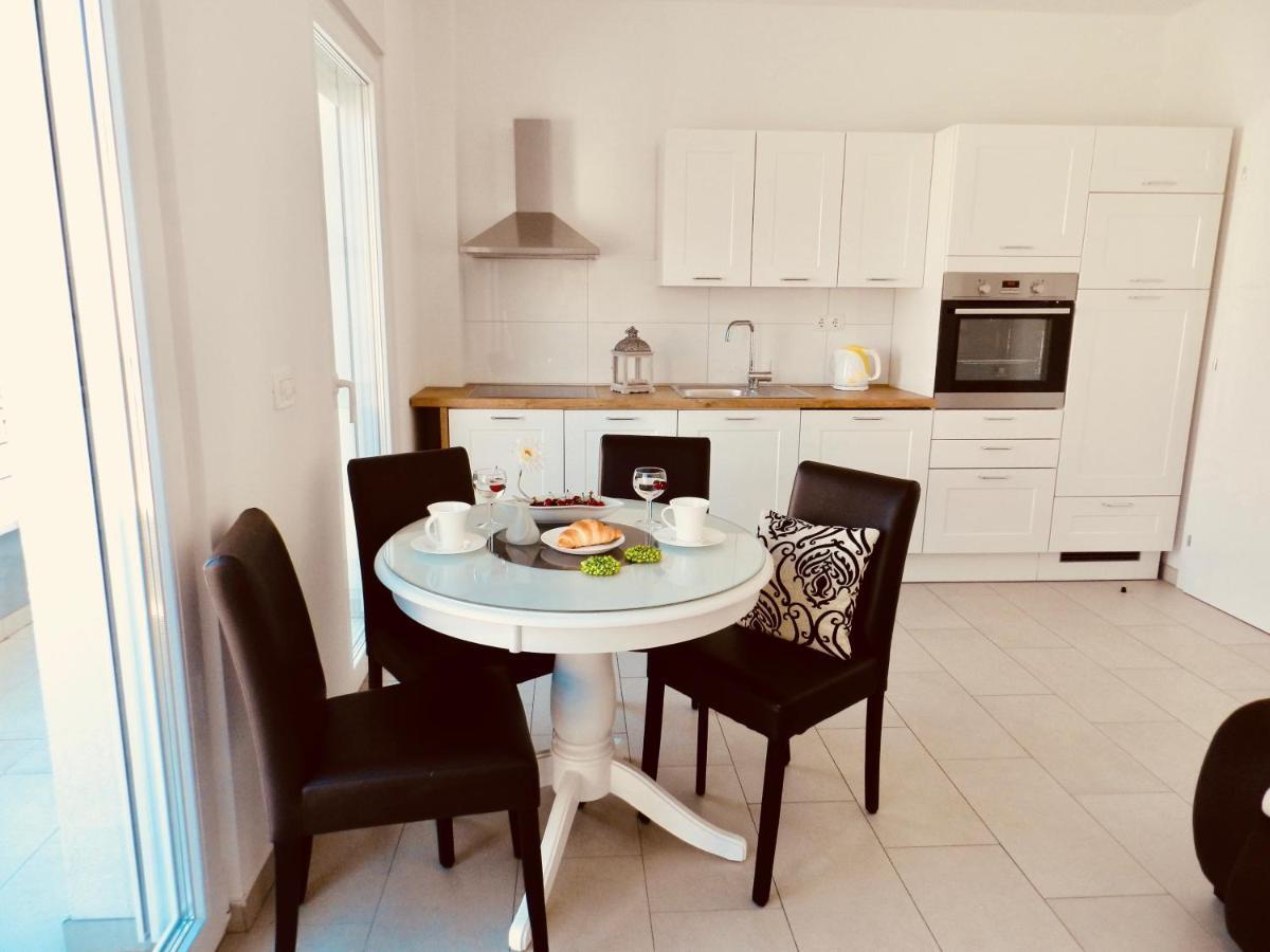 Diamant Apartments Baška Voda Екстериор снимка