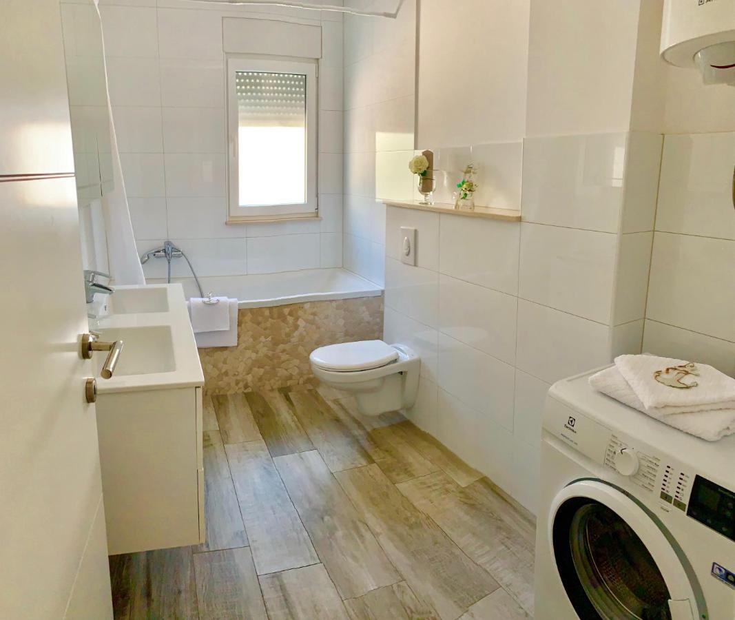 Diamant Apartments Baška Voda Екстериор снимка